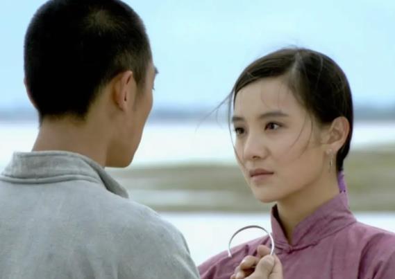 �����ĺ��μ����ݵĵ��Ӿ� �����ĸ������ϼ��